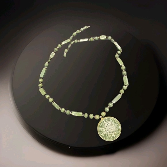 Peruvian Green Opal Crystal Natural Pendant /w Inca Carved Sun God Necklace - Picture 1 of 11